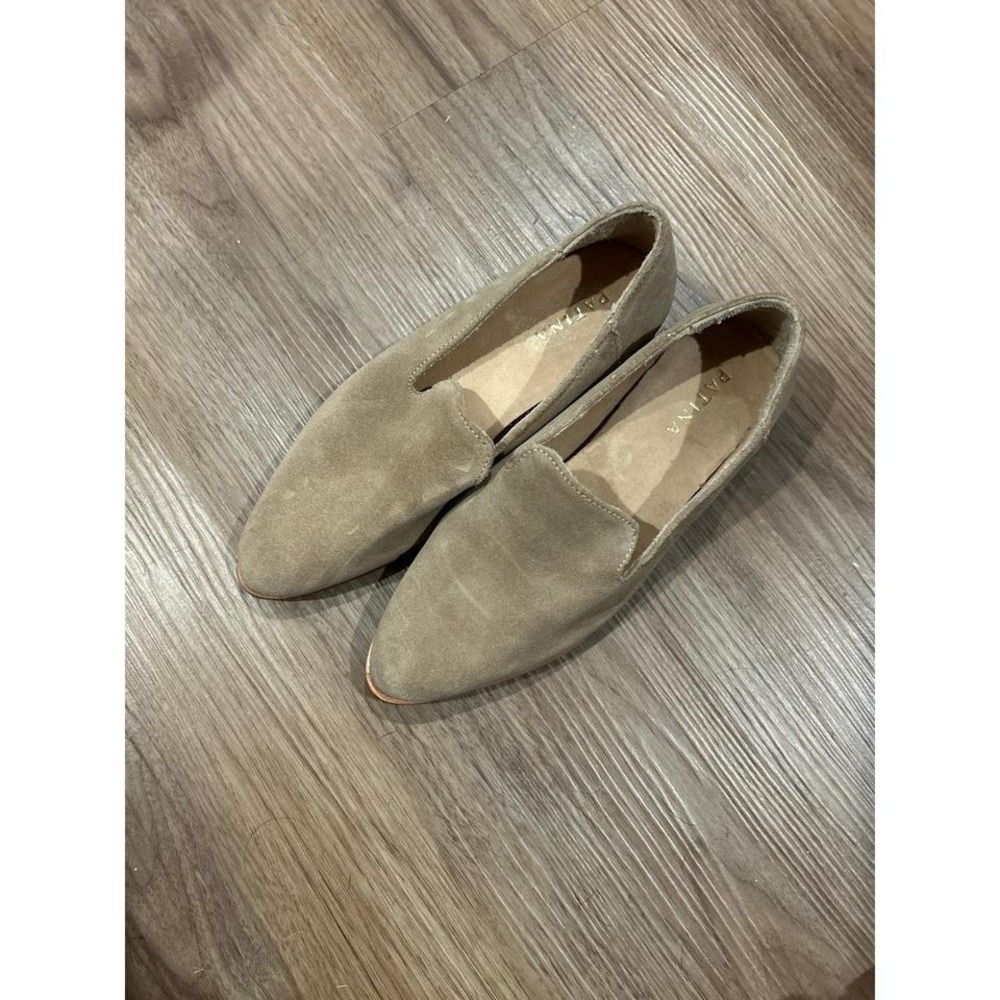 Patina Suede Beige Flats 5.5